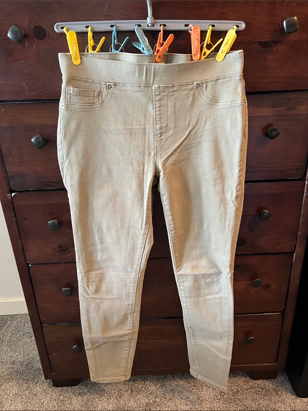 Amazon Essentials Beige Stretch Jeggings
